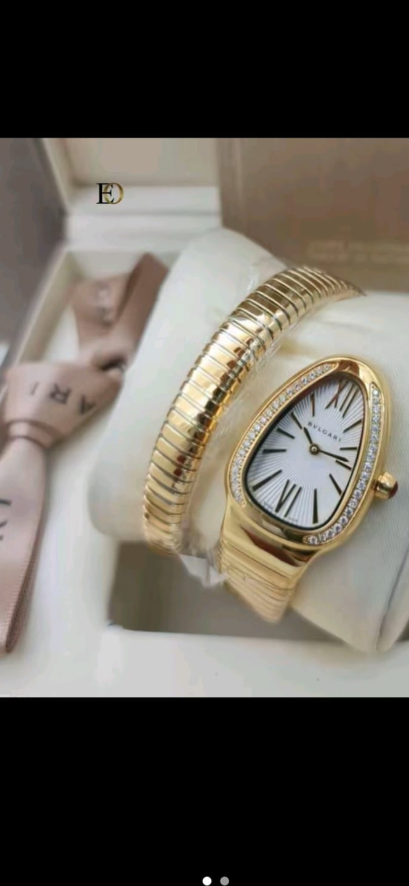 Marmnt bag ve wristwatch