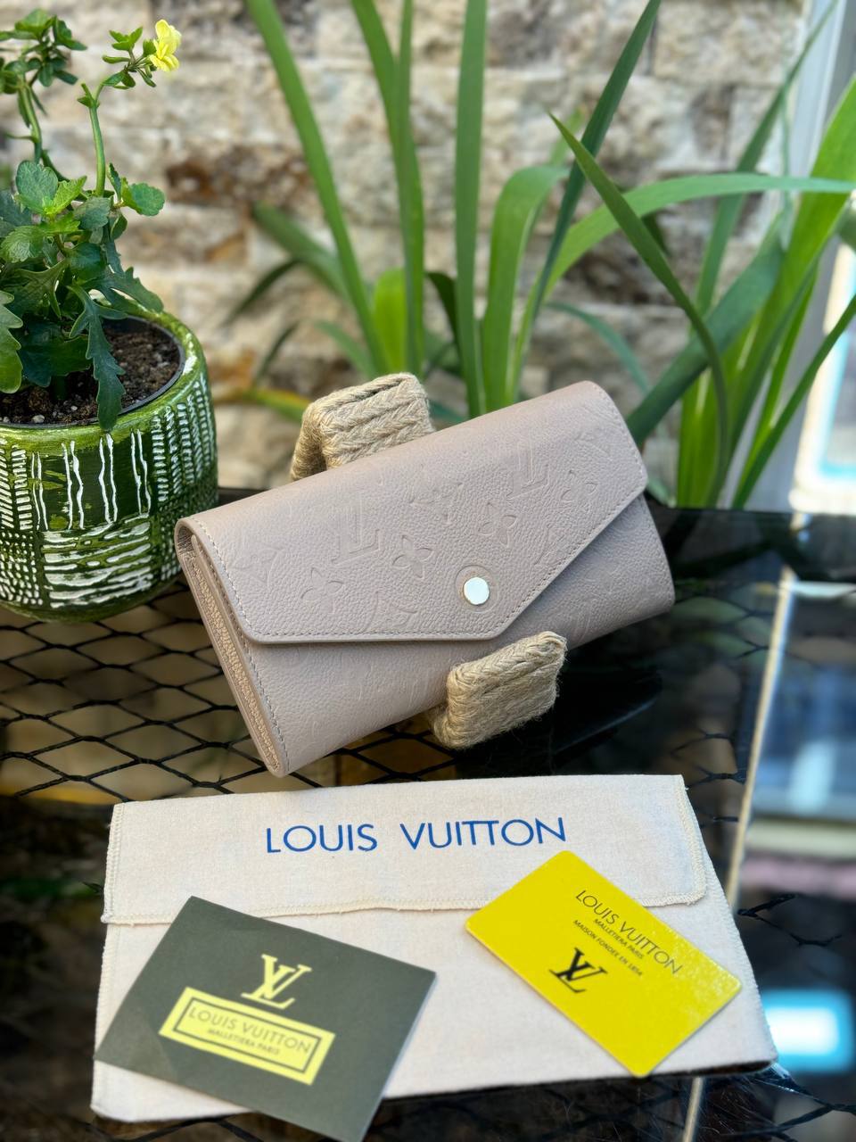 L - Leather Sarah Wallet (Gry)