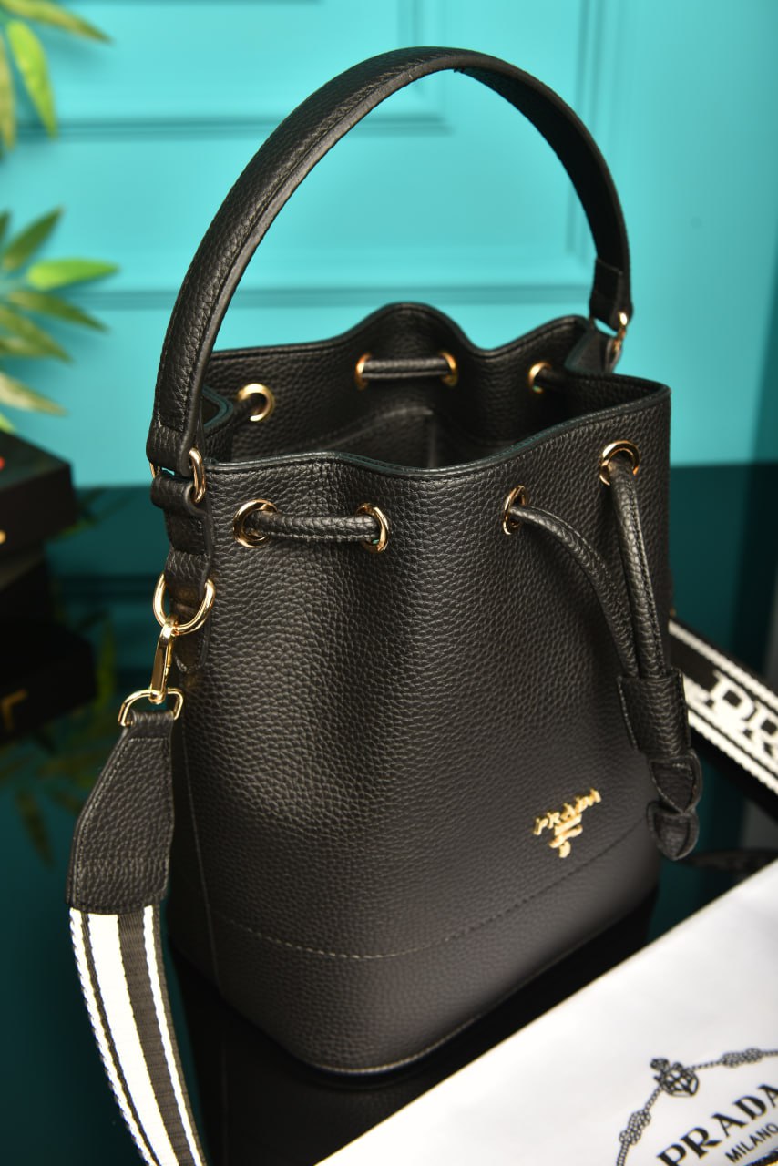 PRD - Vitello Daino Bucket Bag