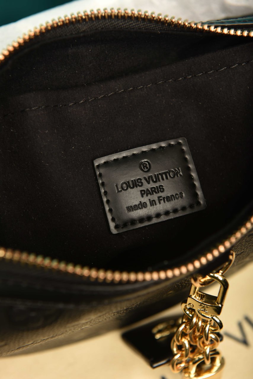 '- Looping Bag