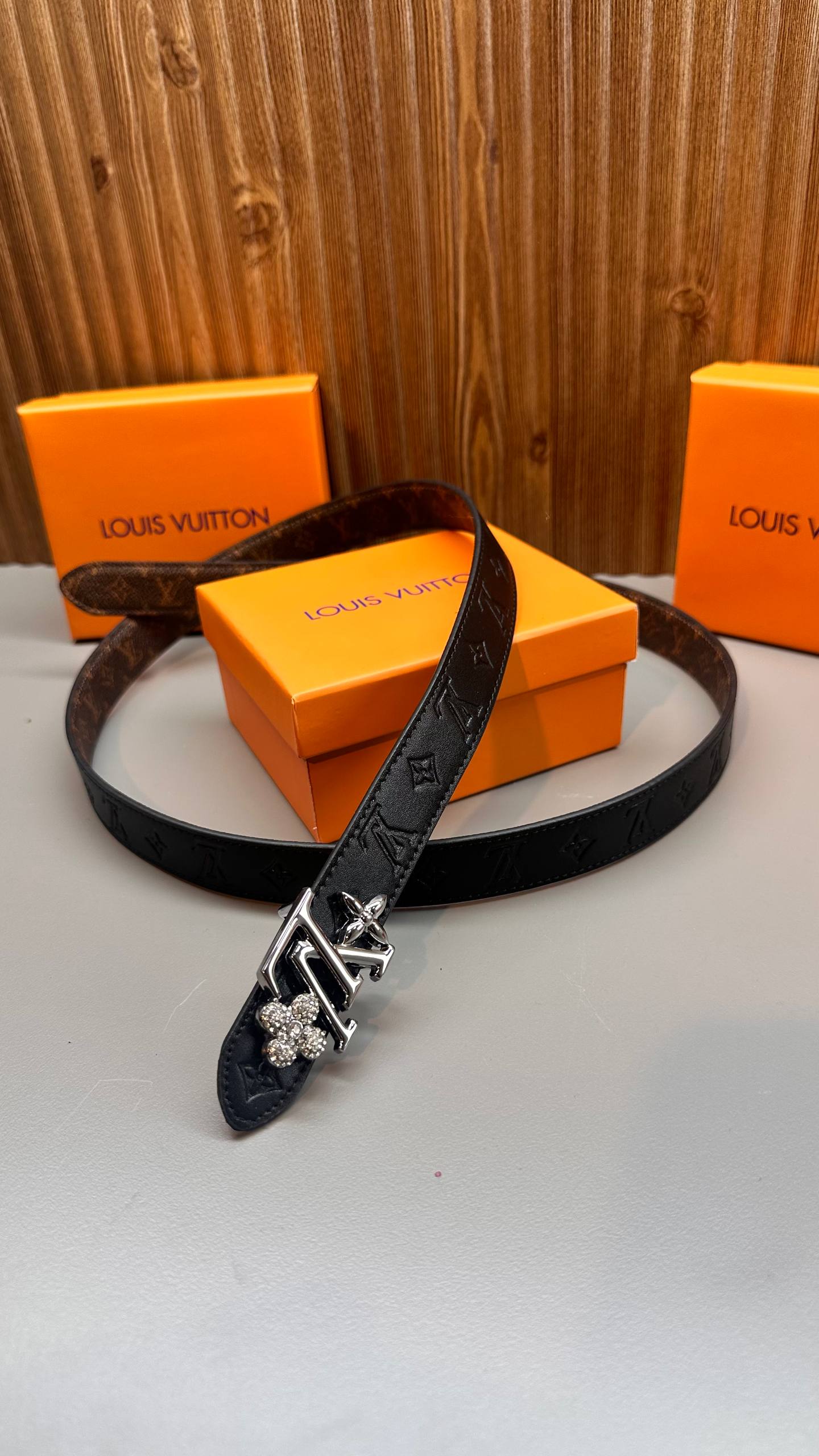 '- Steel Buckle Belt