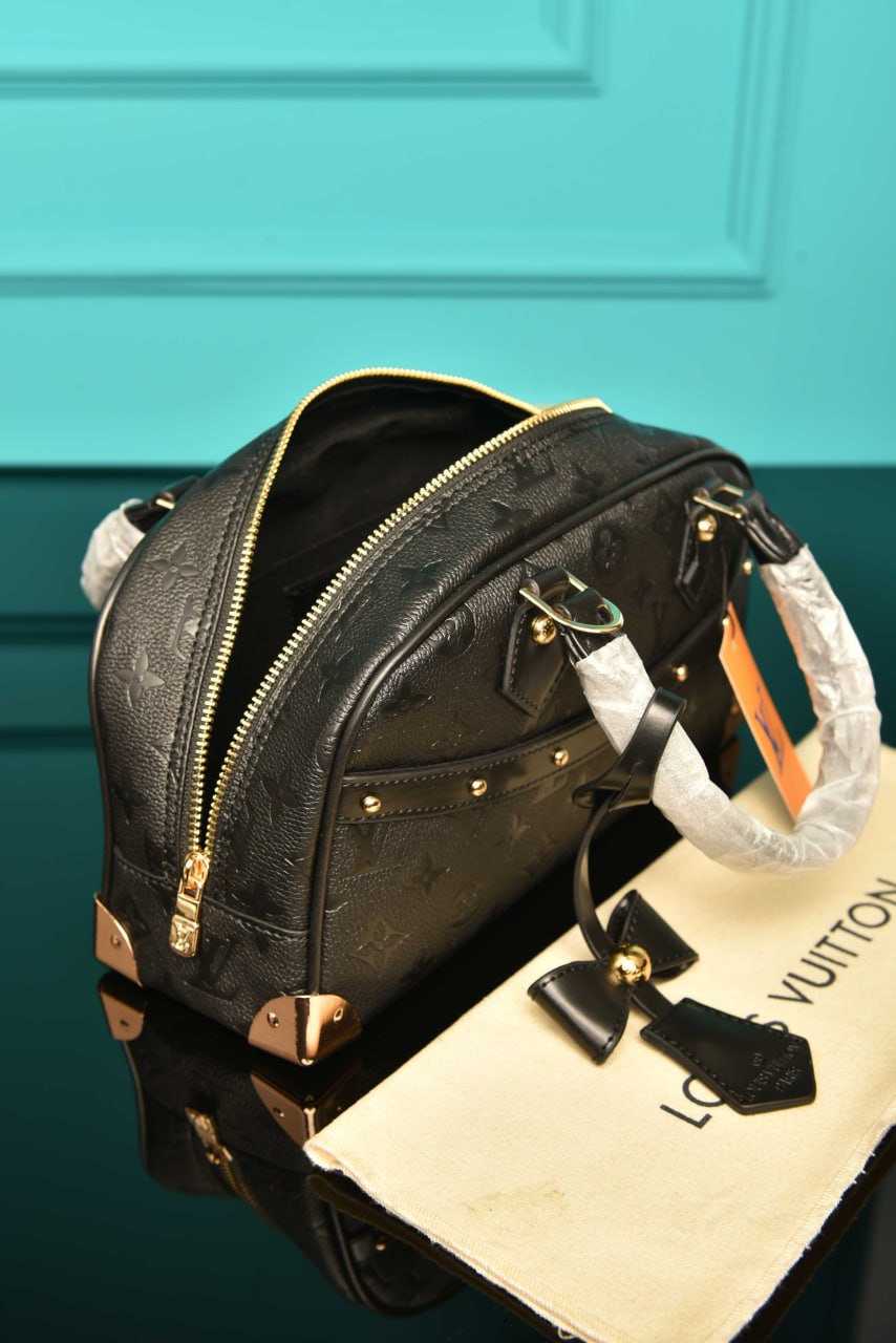 Handbag East-West