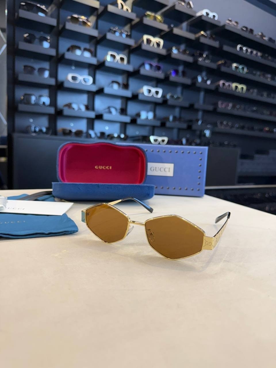GG set + 2 sunglasses