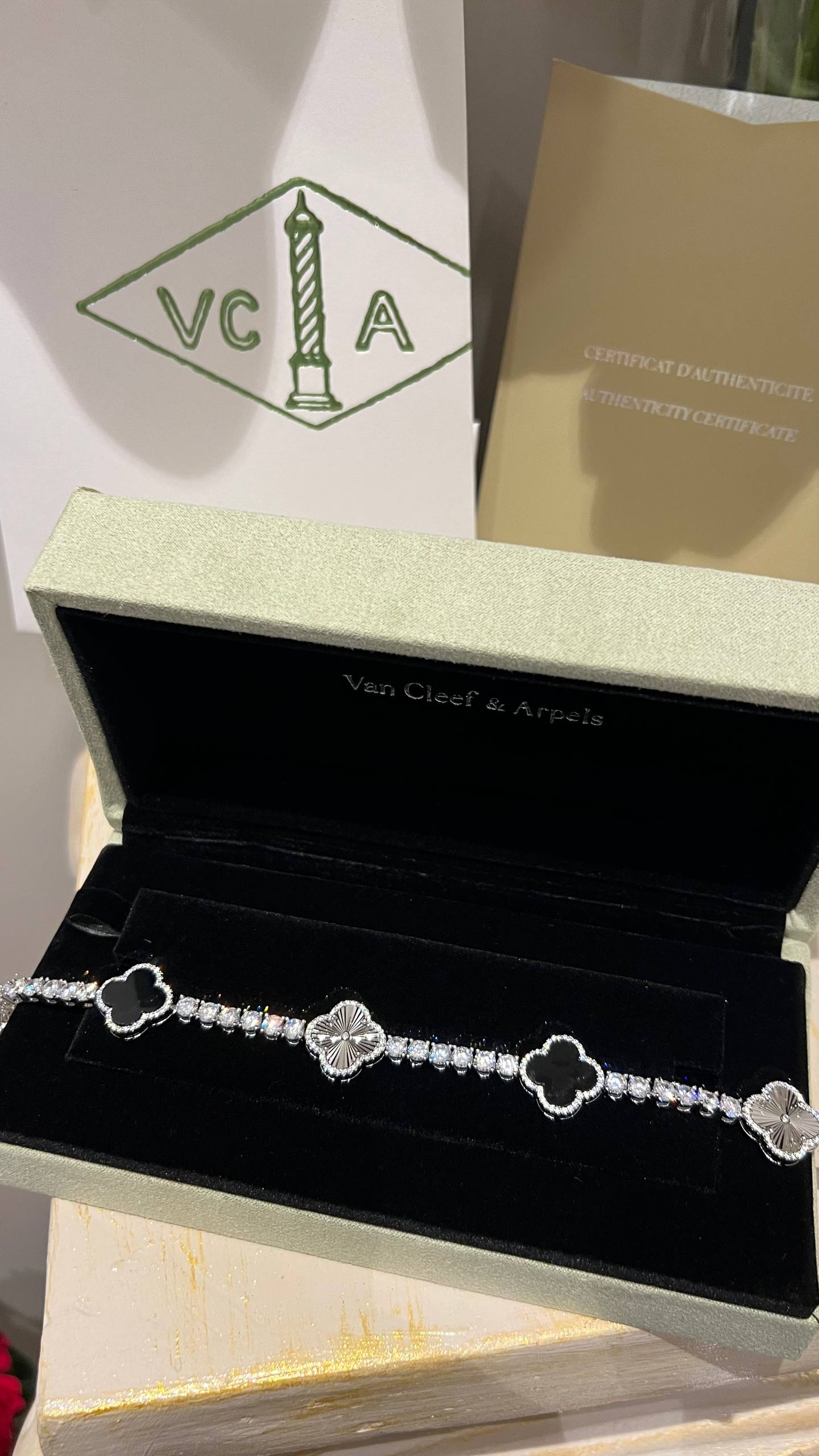 V- Bracelet