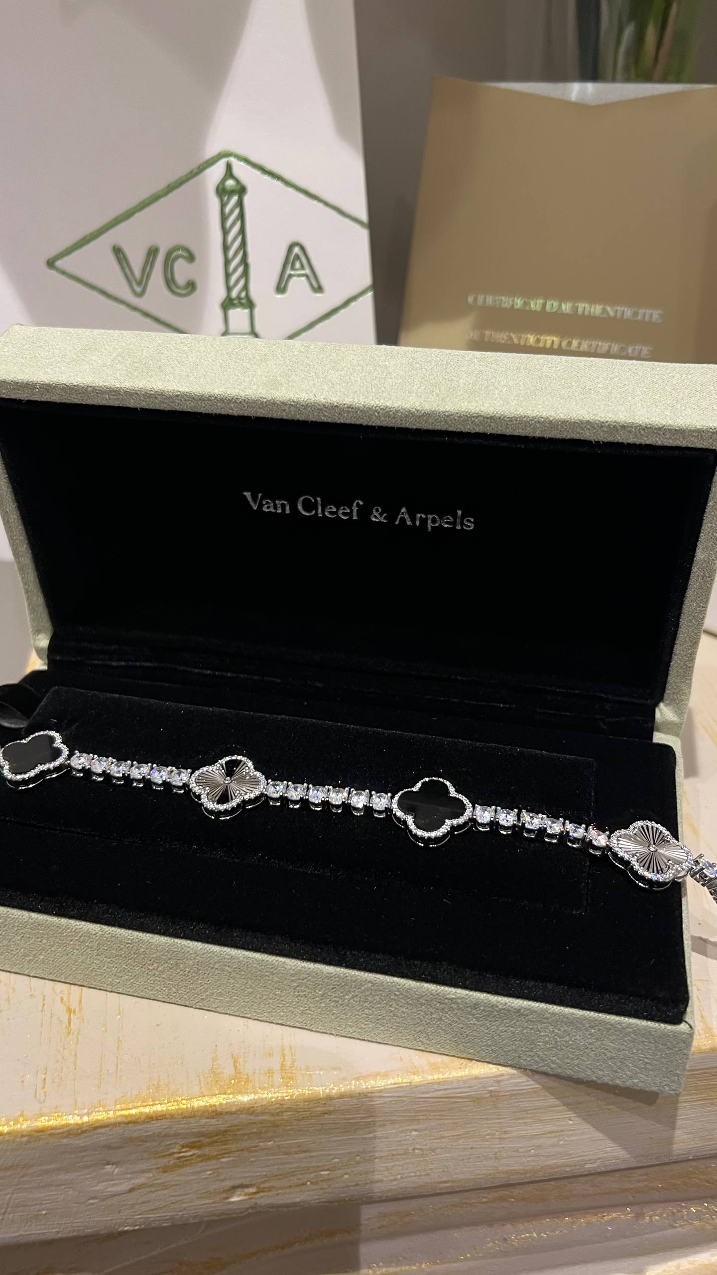 V- Bracelet