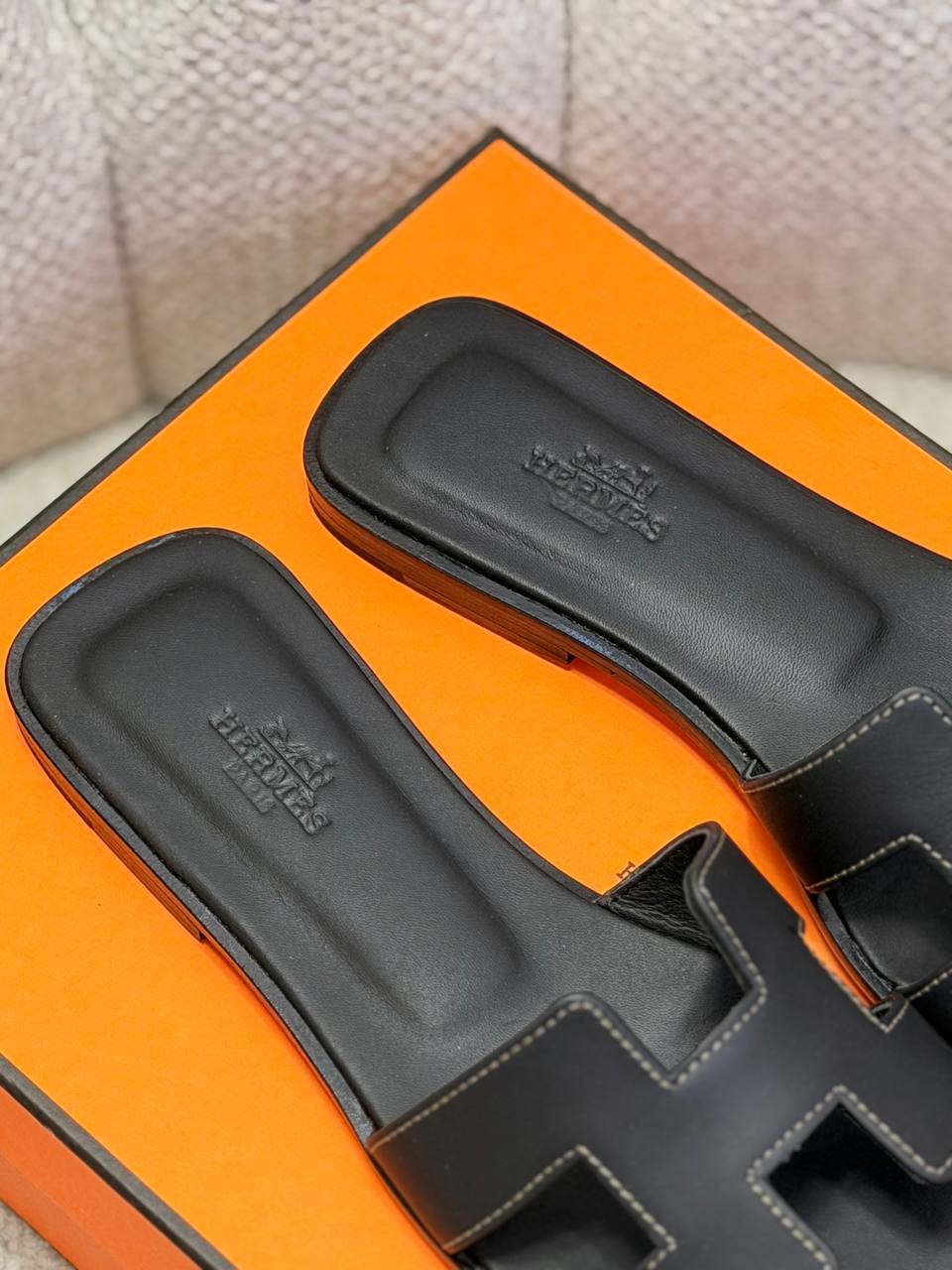 H - Sandals