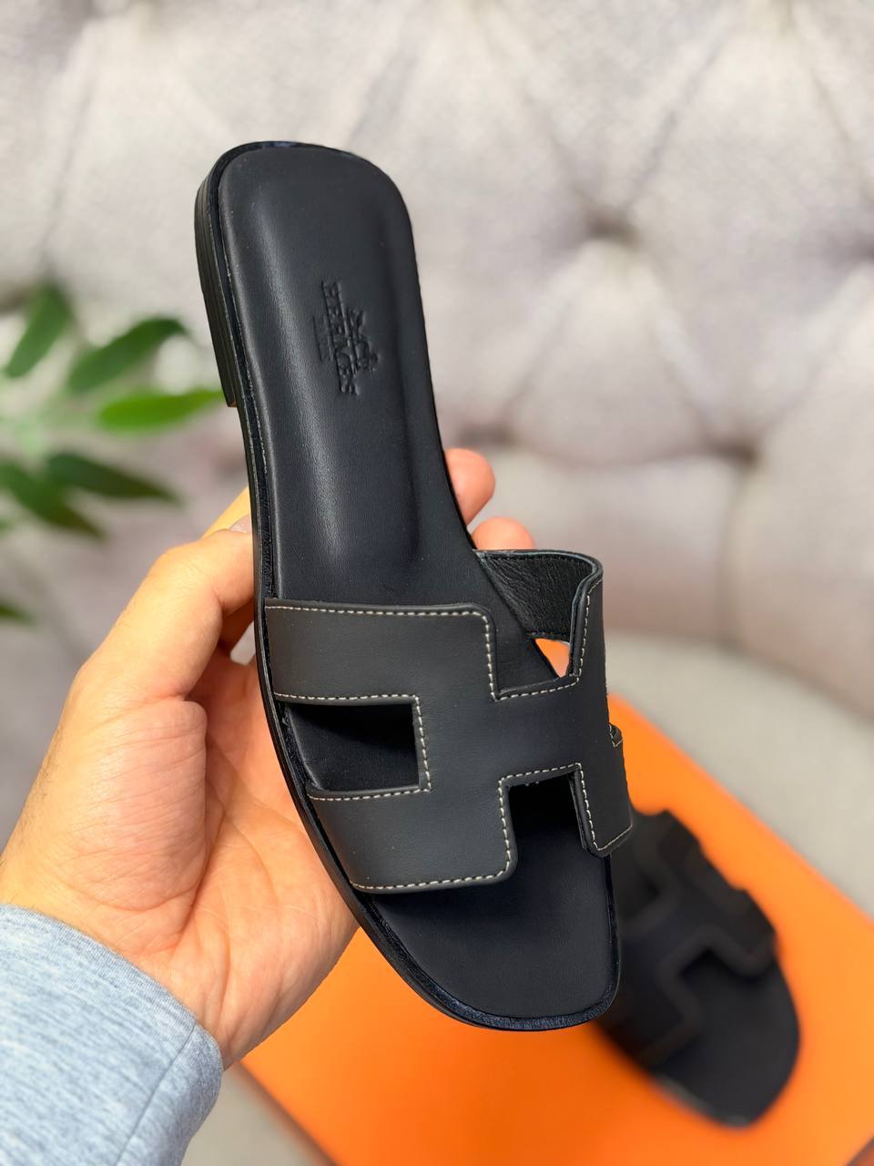 H - Sandals