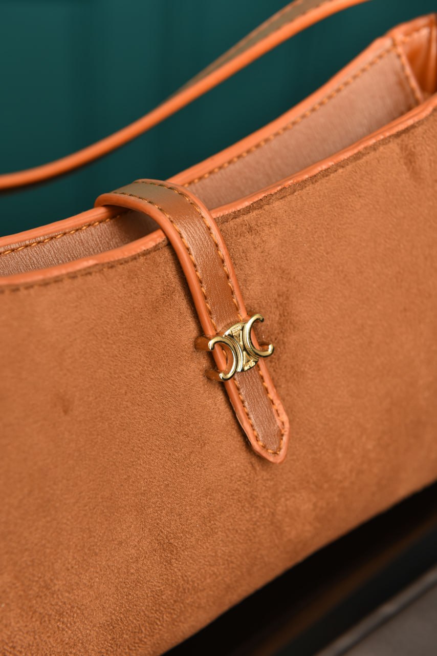 '-Tina Shoulder Bag in Triomphe