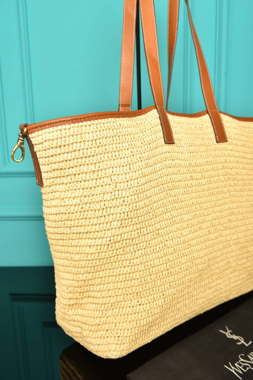 '- Tote Raffia