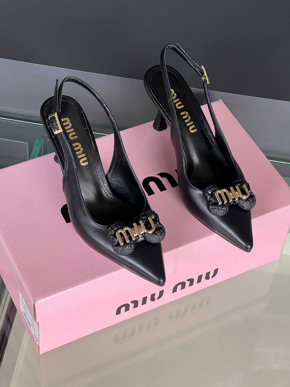 '-MM Heel