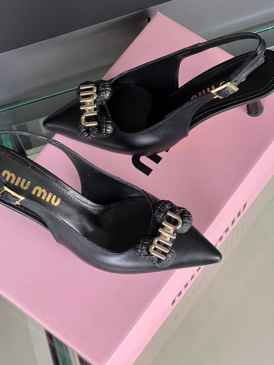 '-MM Heel