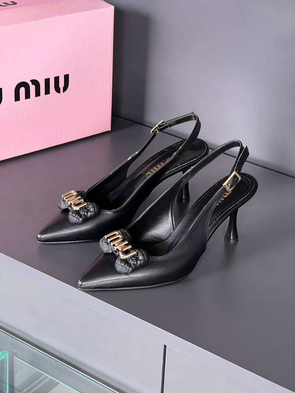 '-MM Heel
