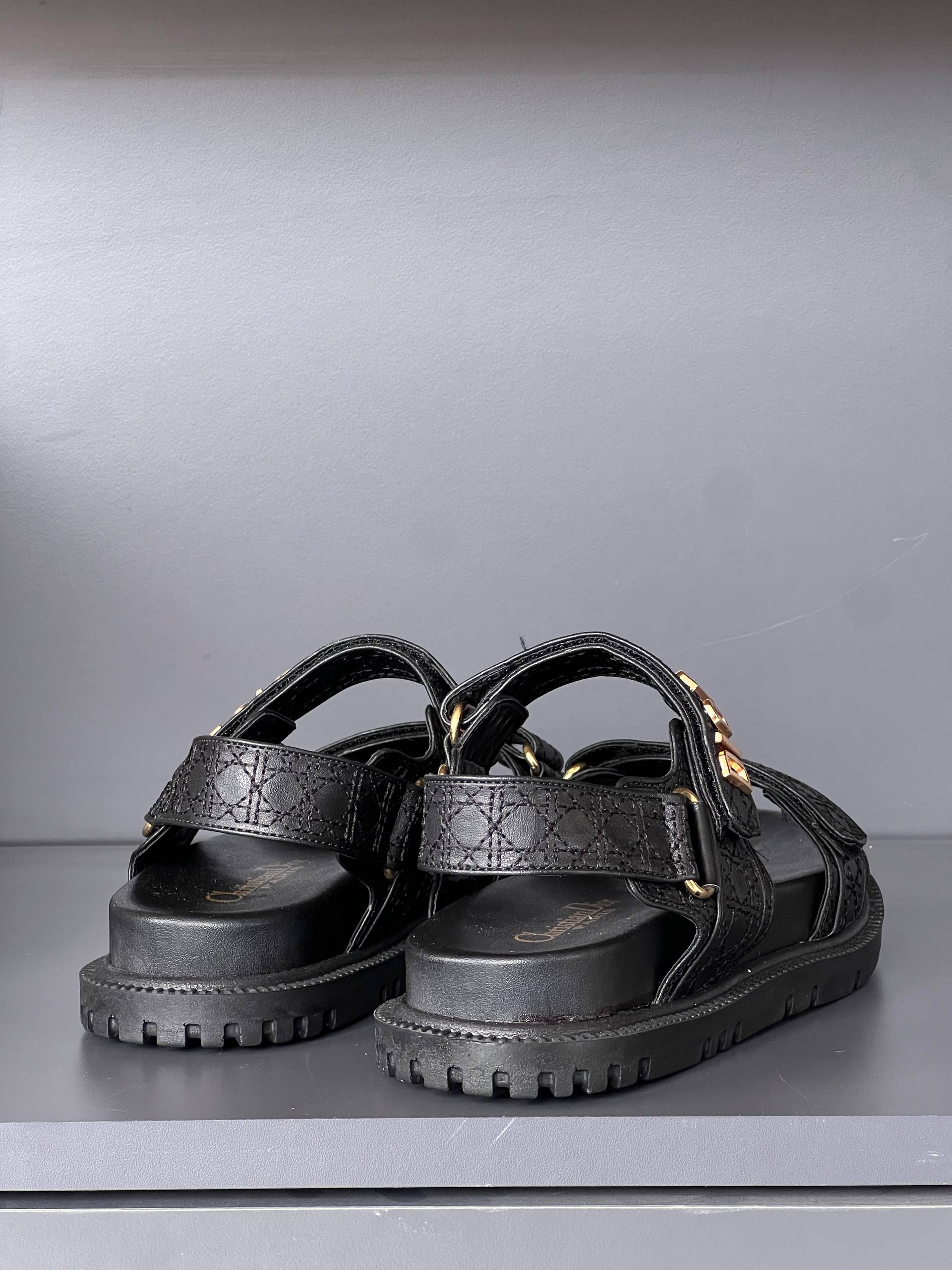 D - Sandals