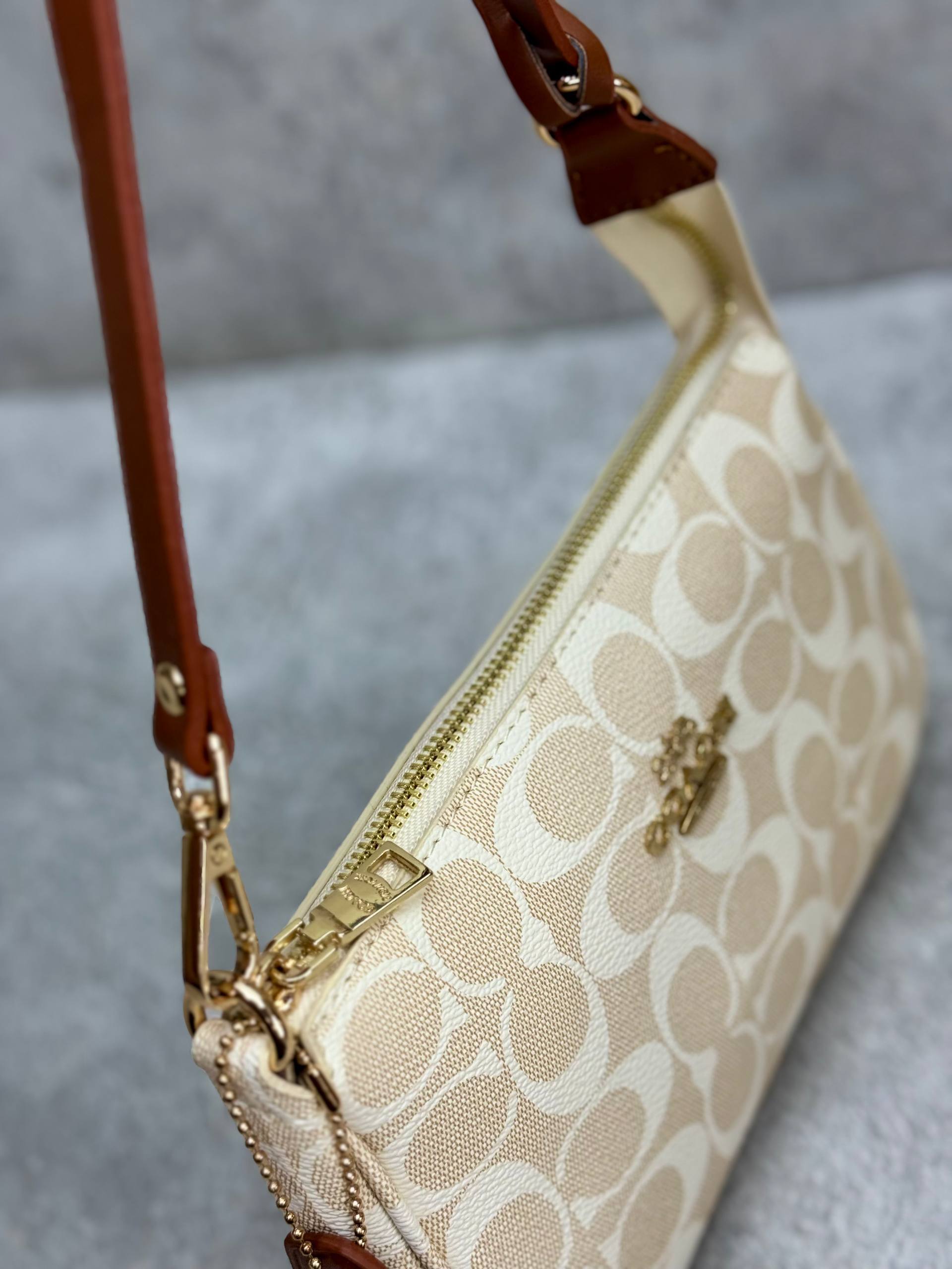 'C -Pochette Accessoires