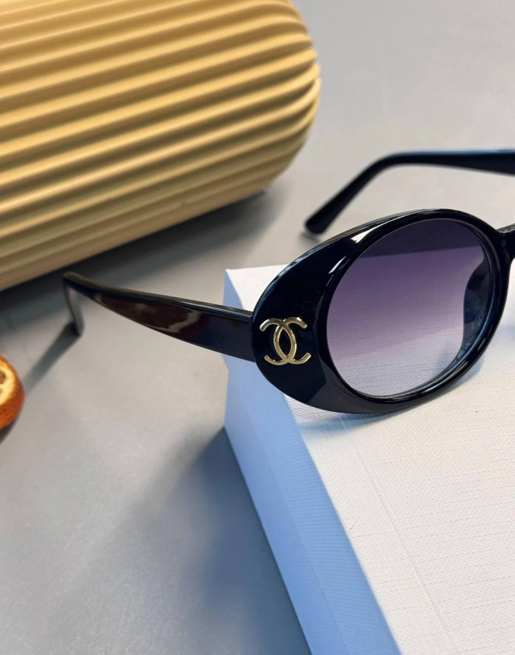 'C -Sunglasses
