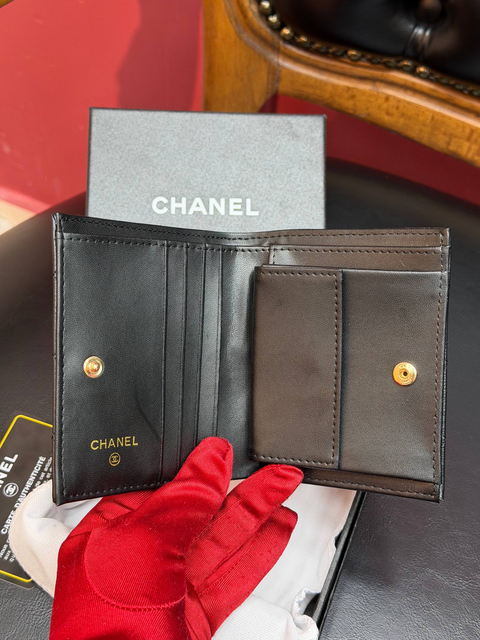 'C- Wallet