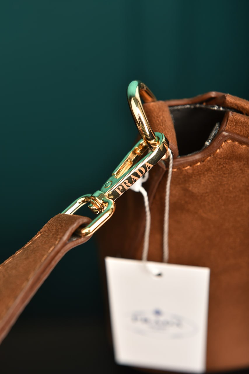'P-Small Leather Shoulder Ba
