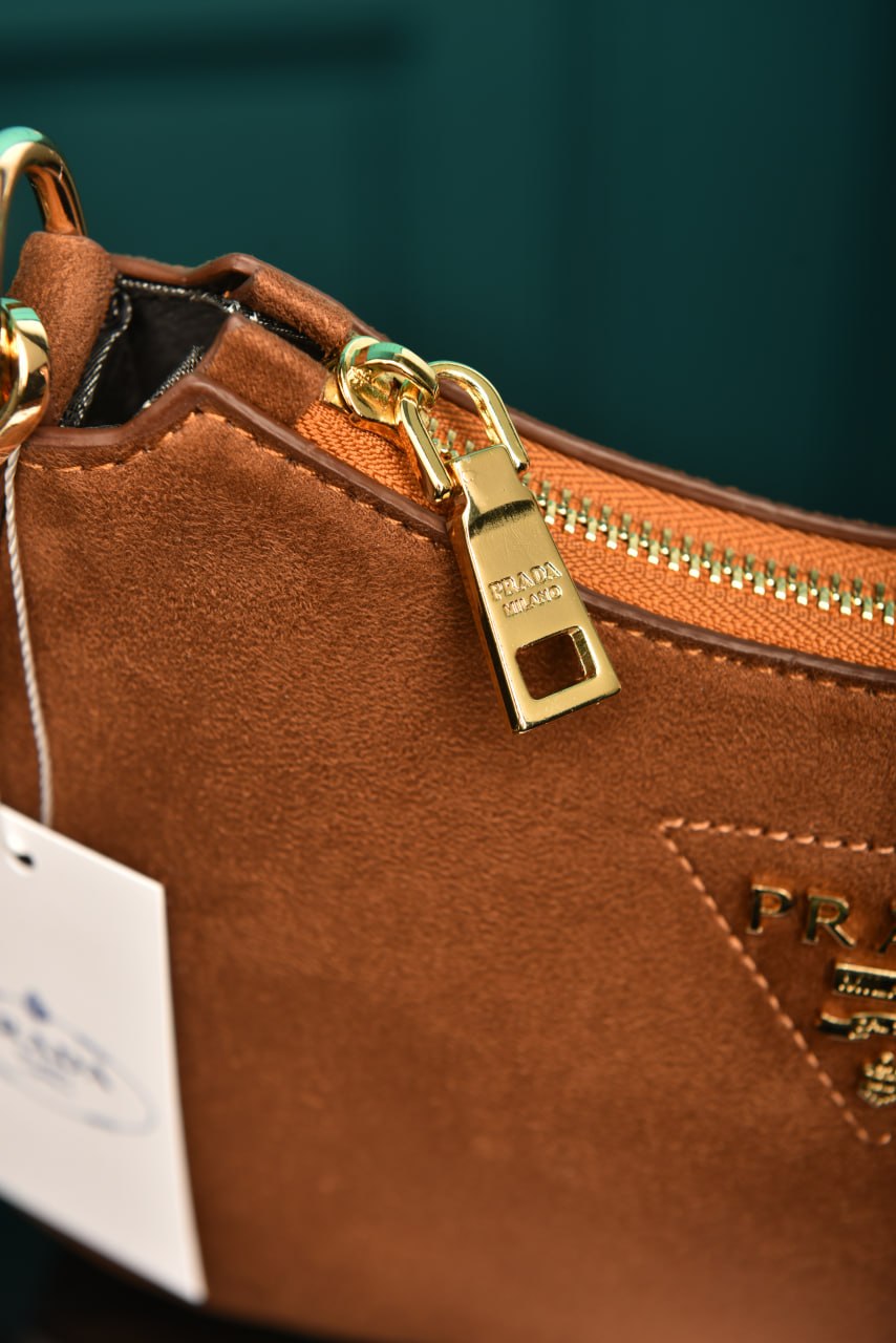 'P-Small Leather Shoulder Ba