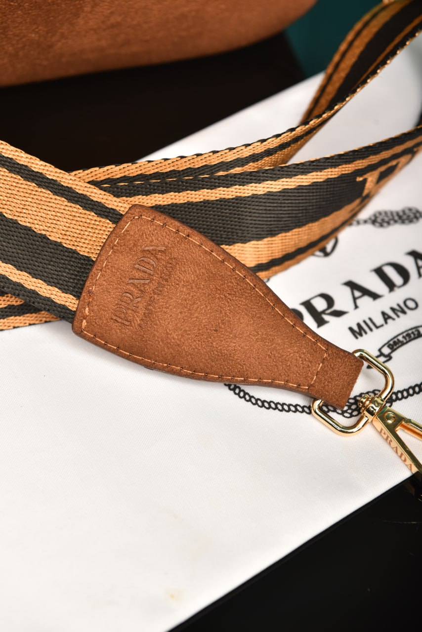 'P-Small Leather Shoulder Ba