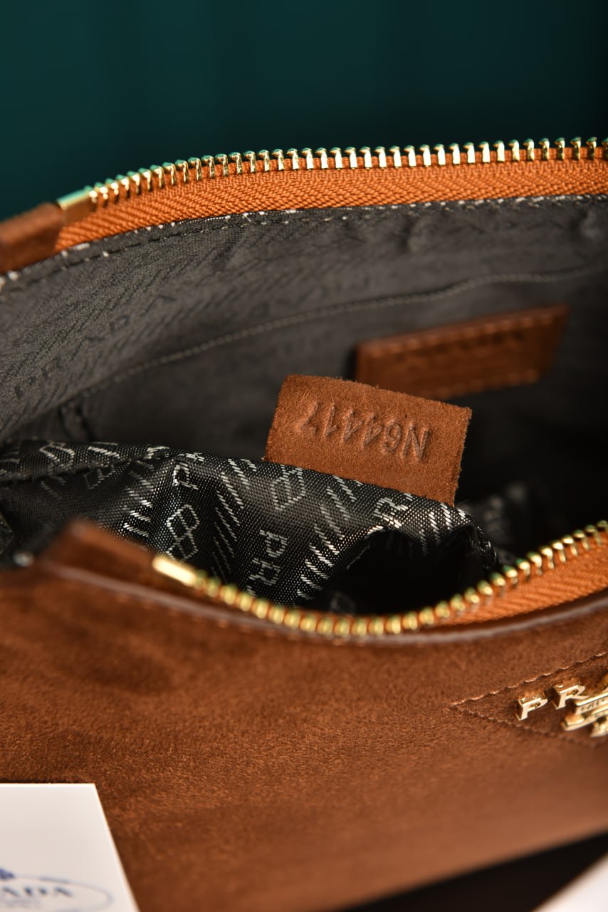 'P-Small Leather Shoulder Ba
