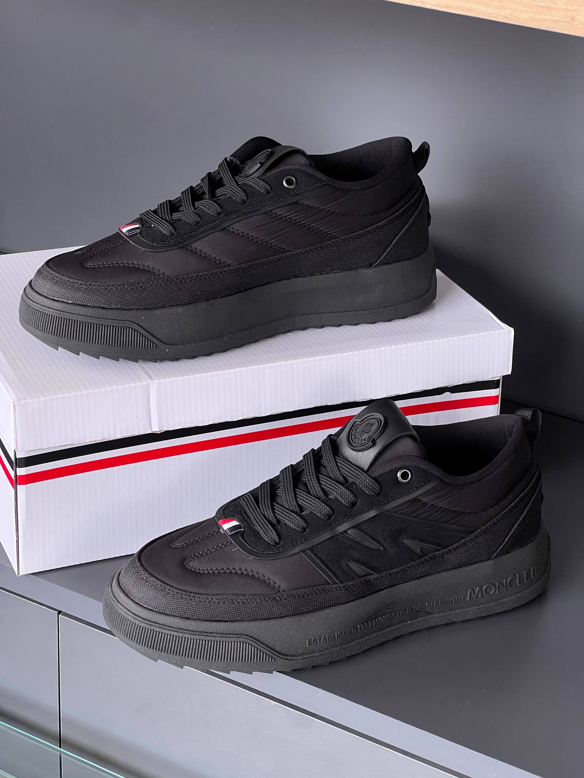 'M - Man Shoes