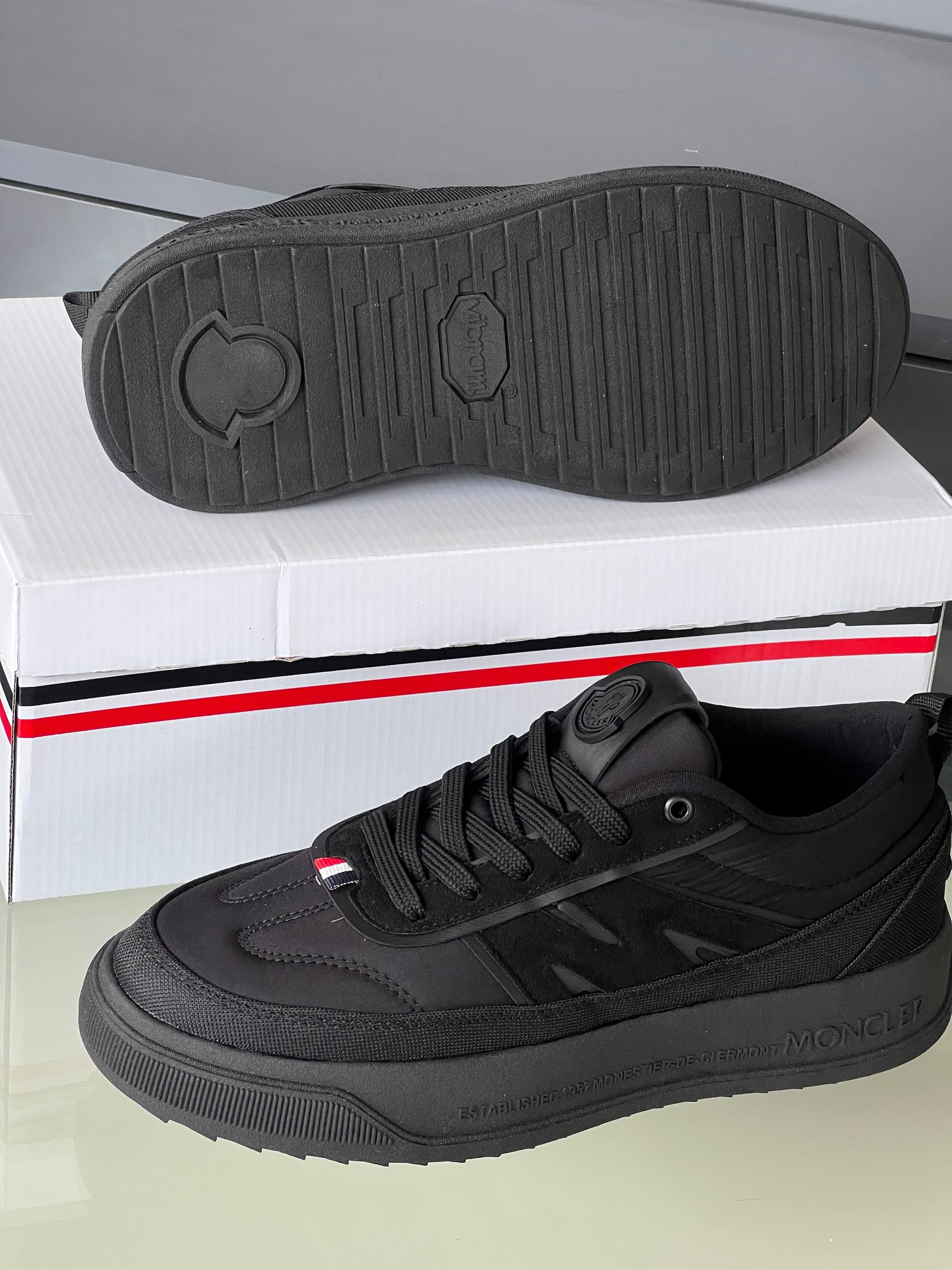 'M - Man Shoes
