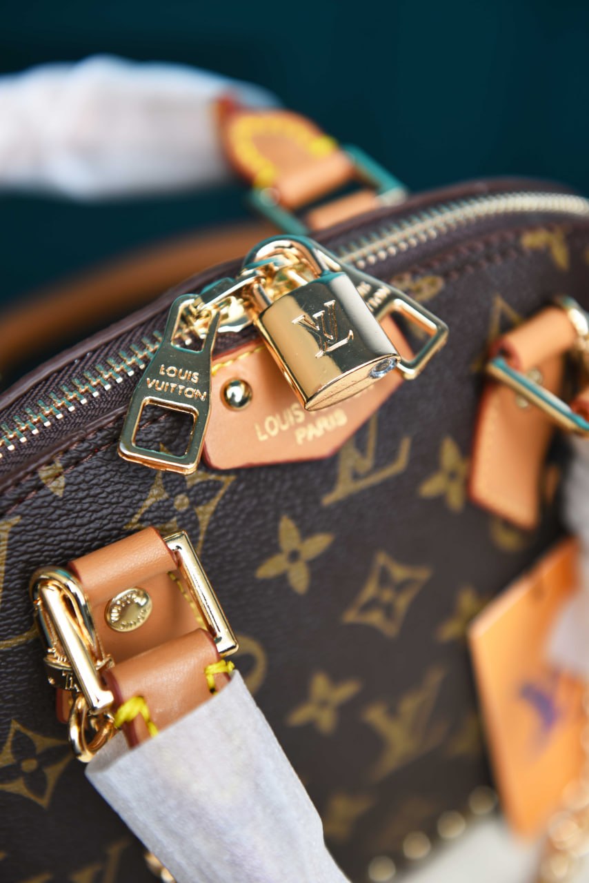 Alma Trunk BB