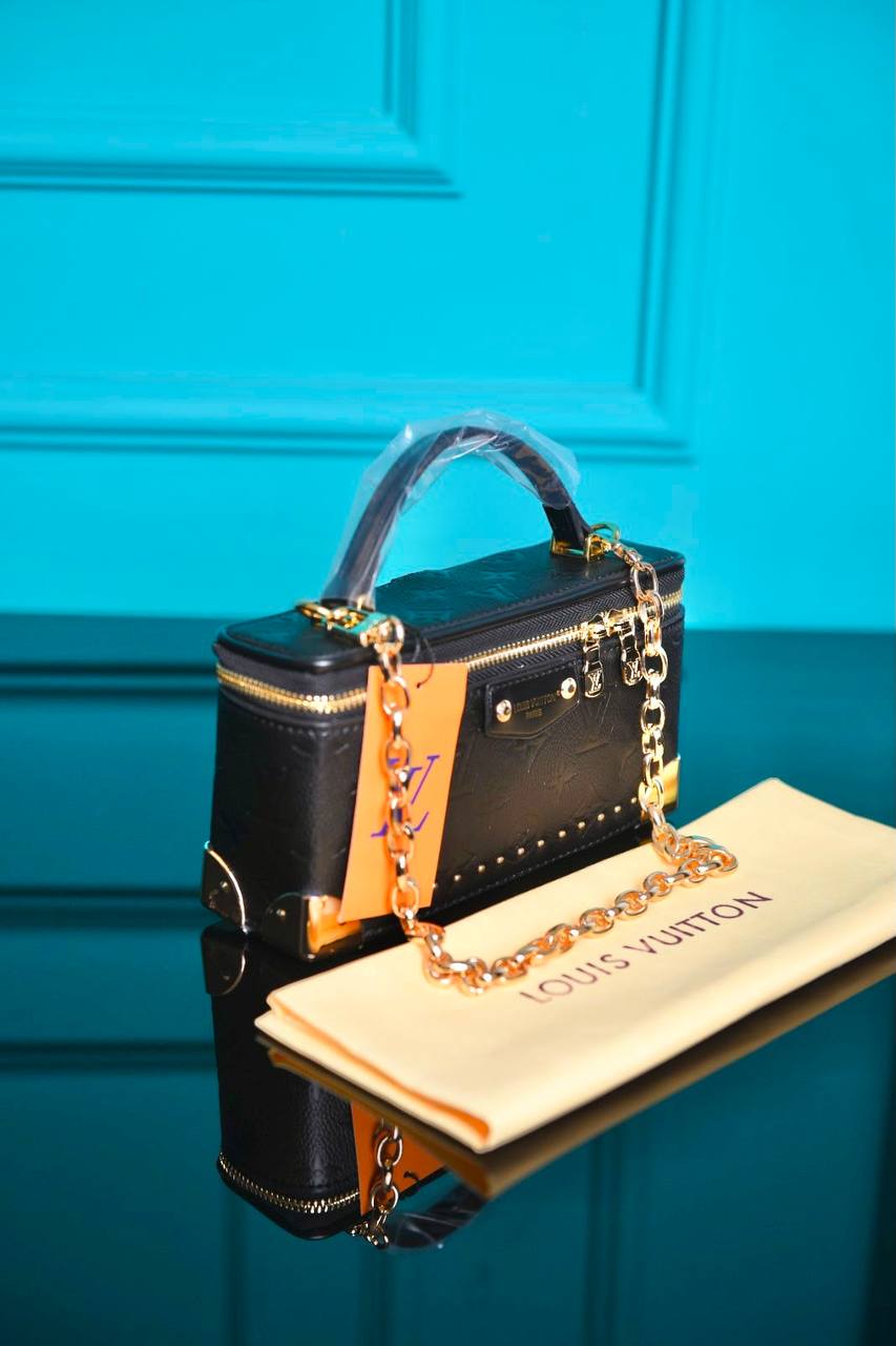 Vanity Pouch Trunk