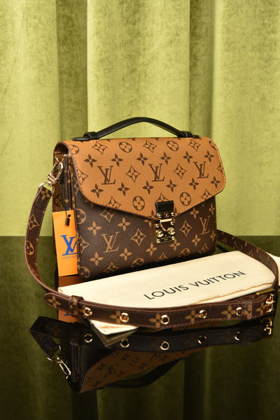 '- Metis Pochette