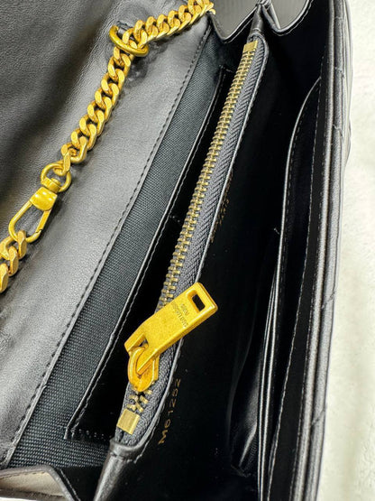 '- Quilted Shoulder Bag
