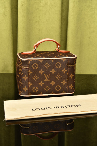 '- Nice Mini Toiletry