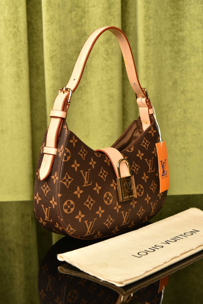 '- Low Key Shoulder Bag