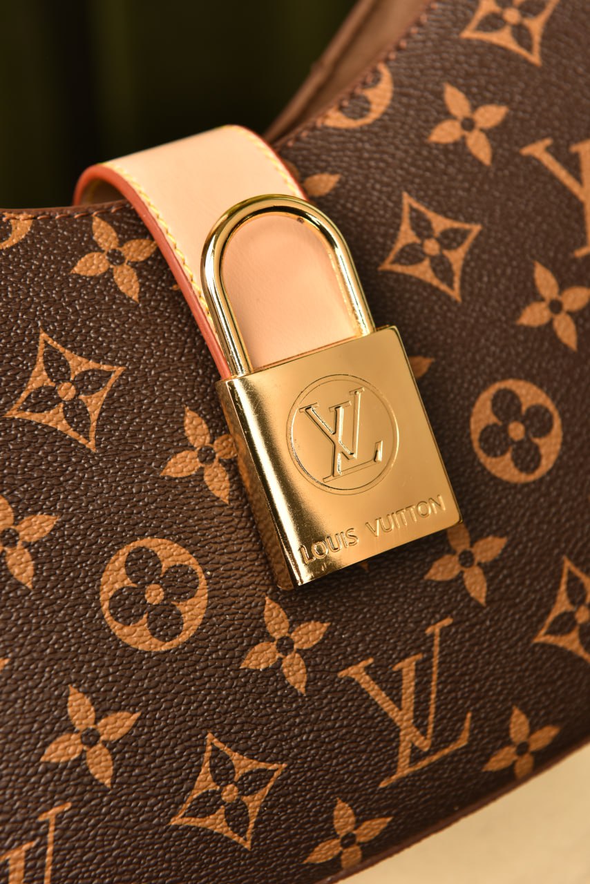 '- Low Key Shoulder Bag
