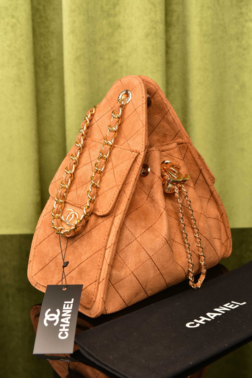 25 Small Suede