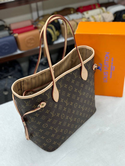 '- Neverfull (Classic)