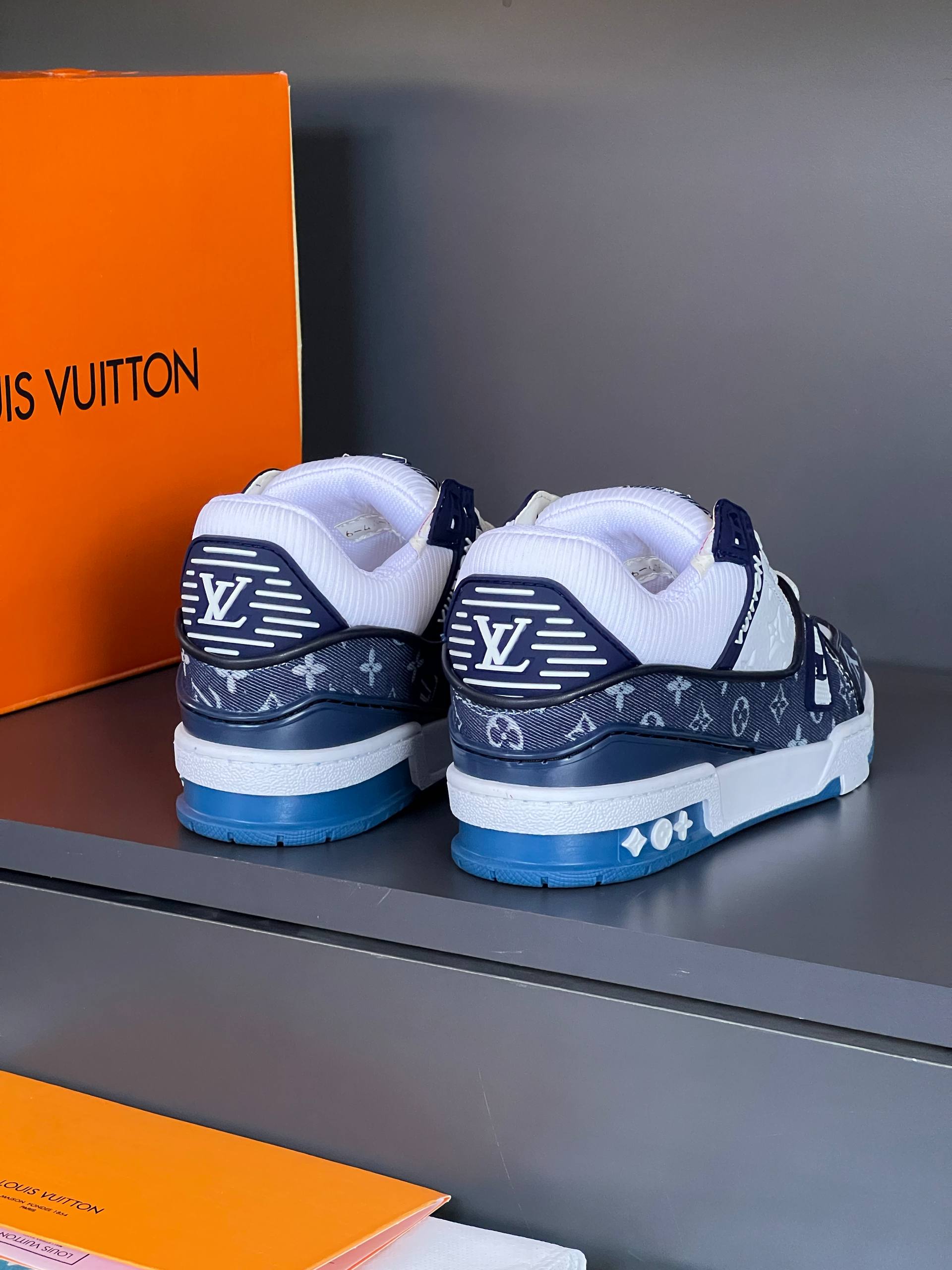'- Blue Bag