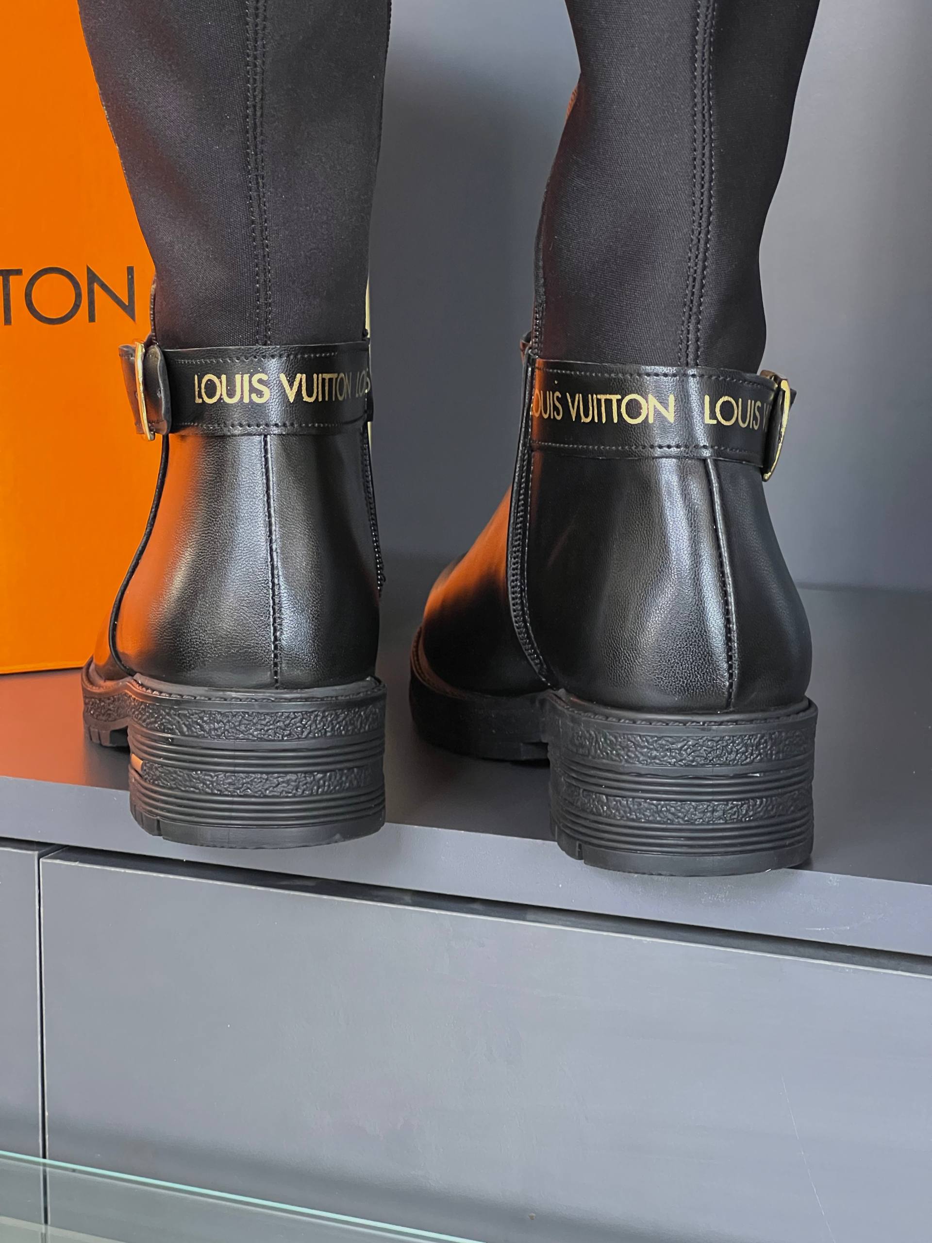 '- Boot