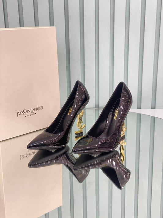 '- High Heels
