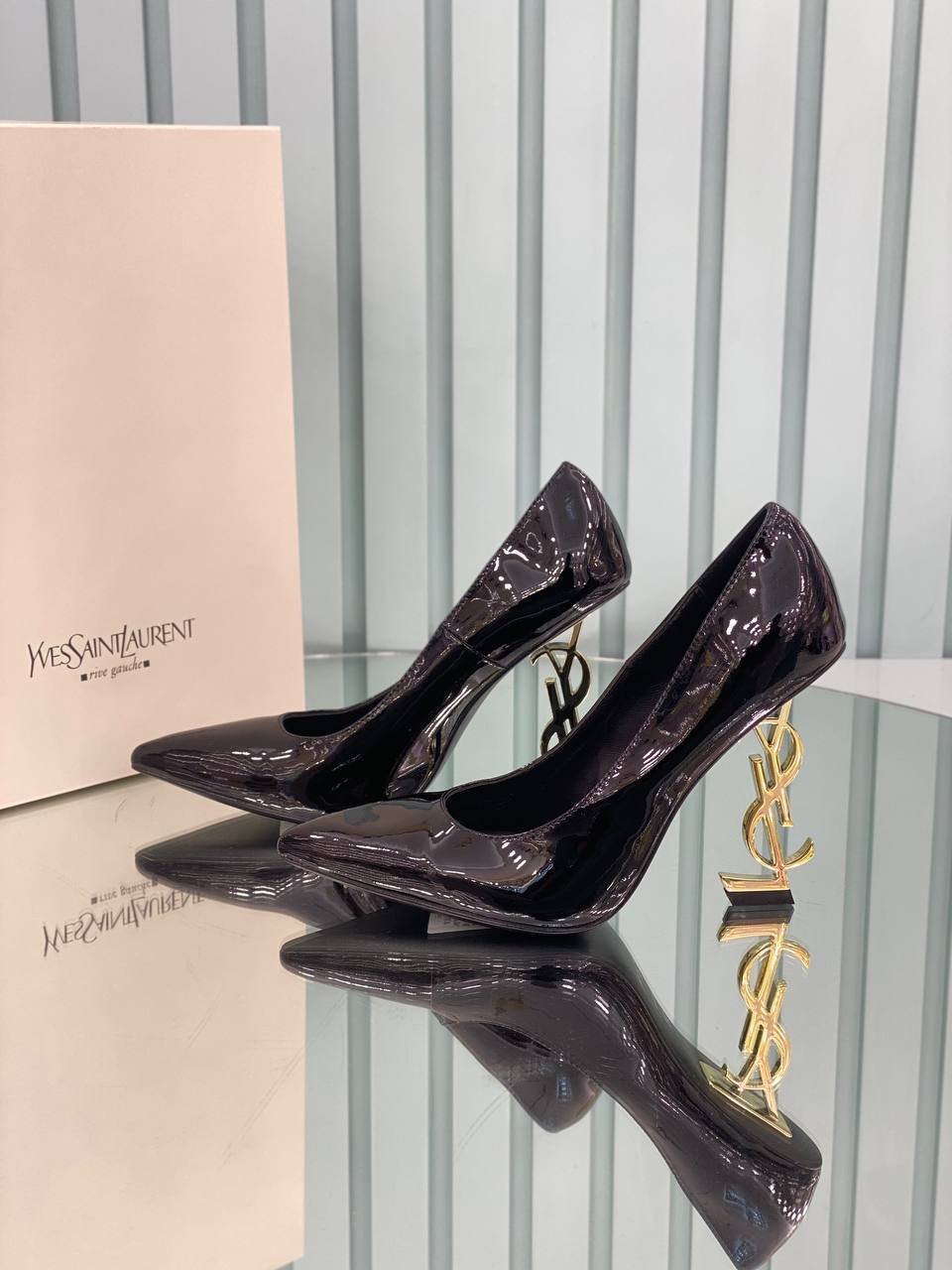'- High Heels