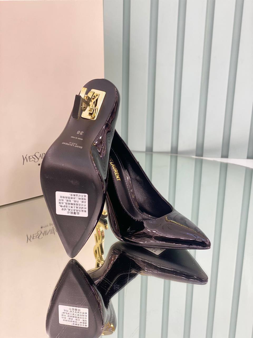 '- High Heels
