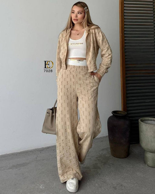 '-  Tracksuit  Piece Set