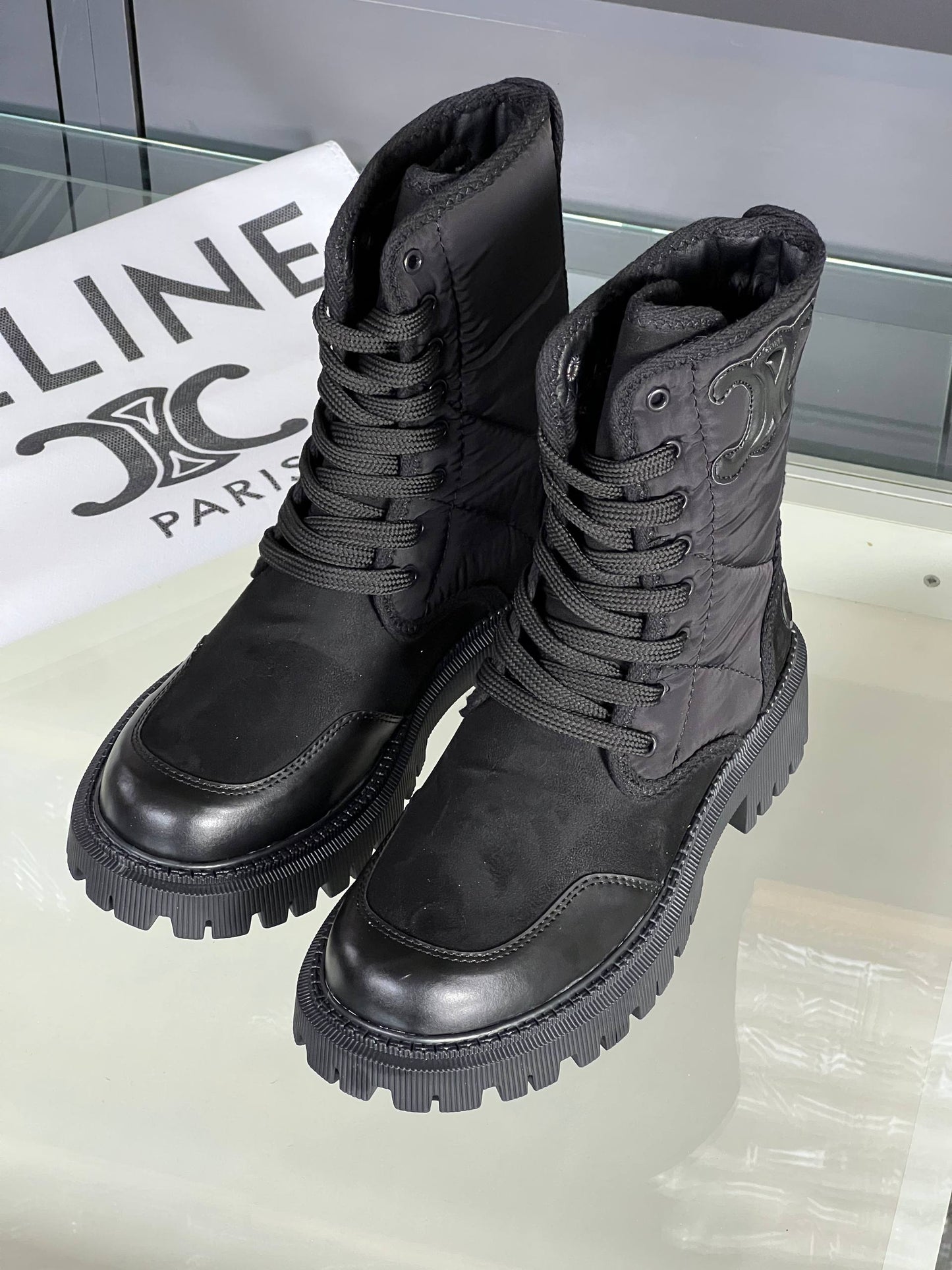 CLN - Paris Shoe