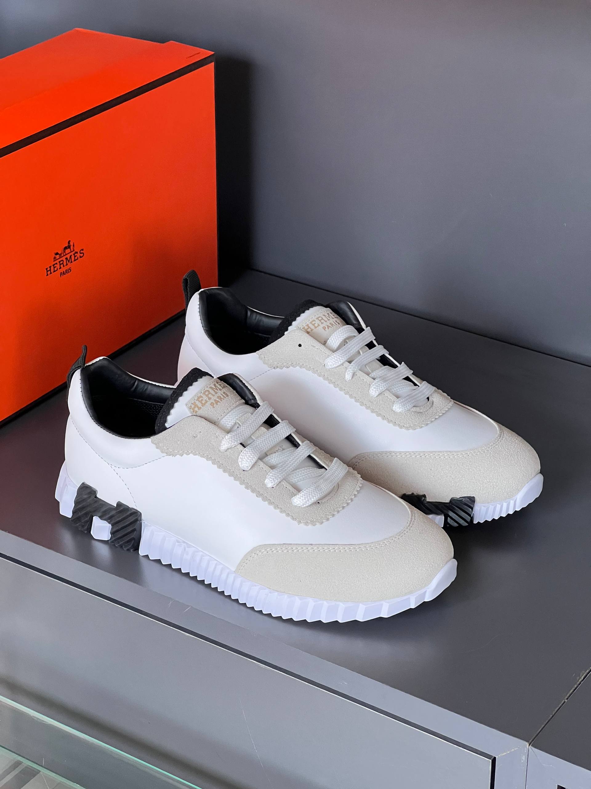 HMS - Paris New Season