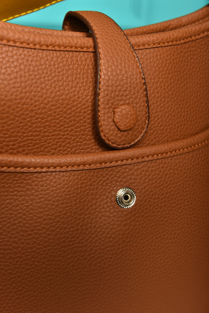'- Evelyne Crossbody  Bag
