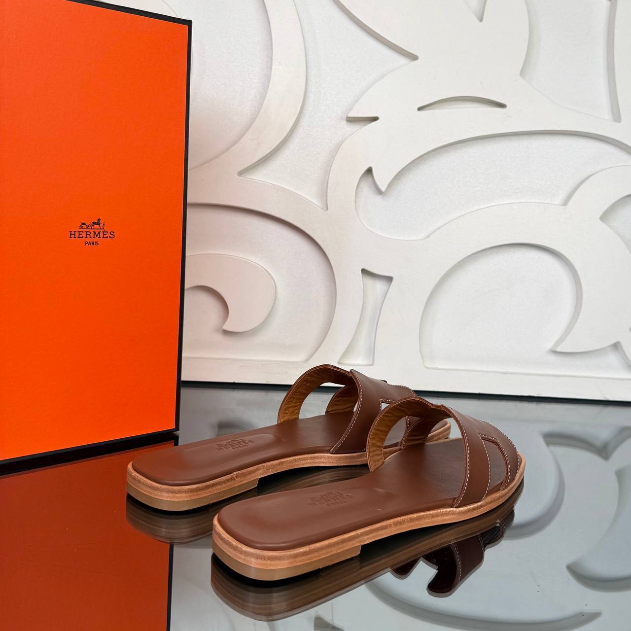 Oran Slippers (Brown)