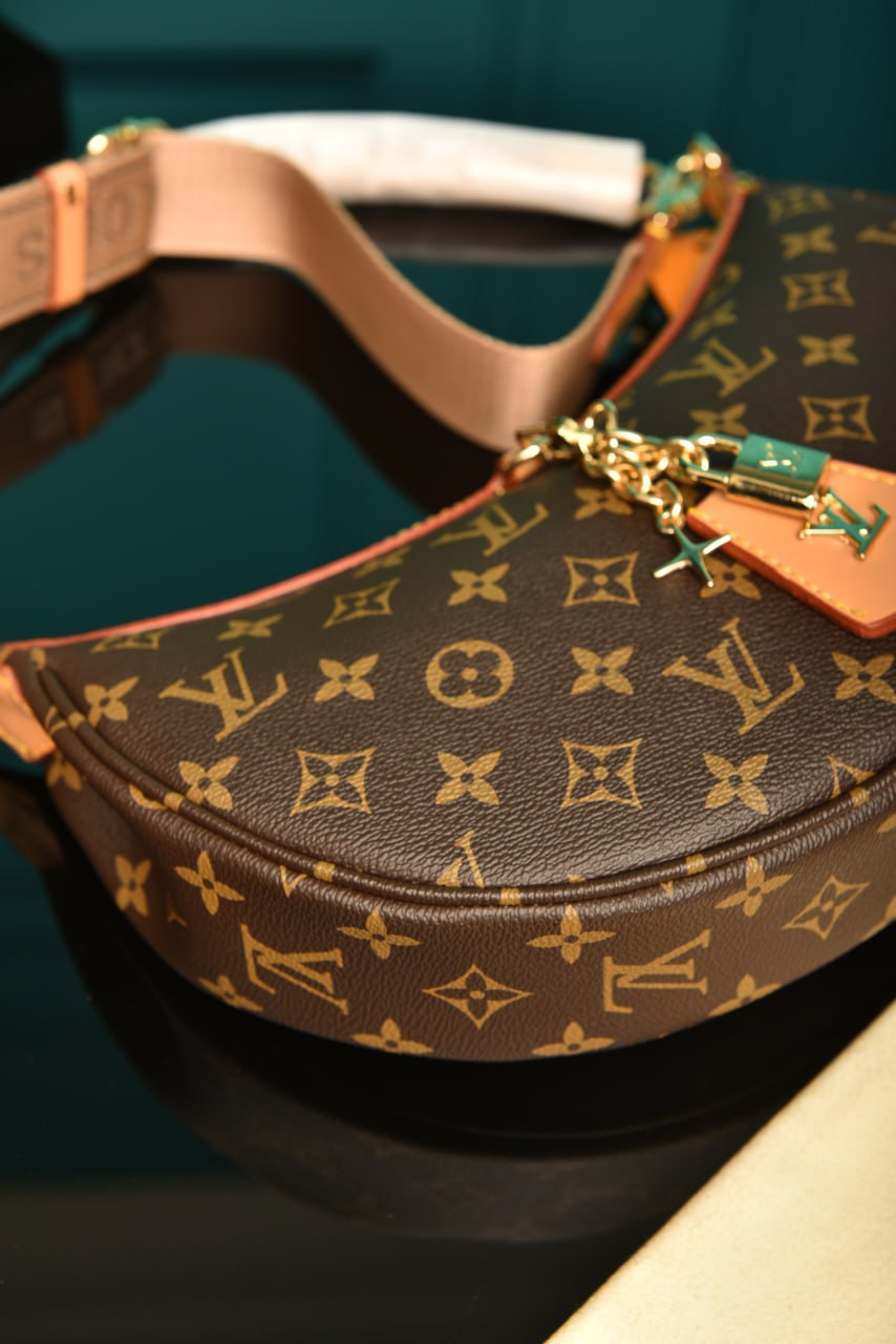 '- Looping Bag