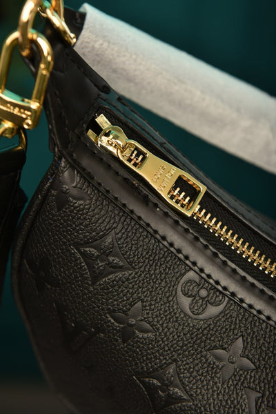 '- Looping Bag