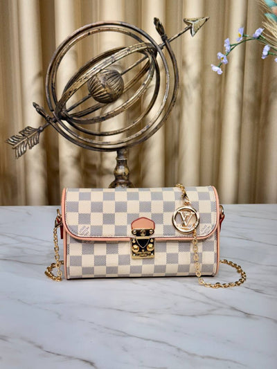 '- Pochette Camille