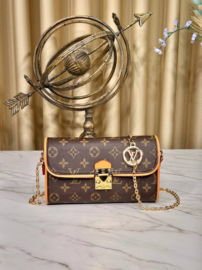 '- Pochette Camille