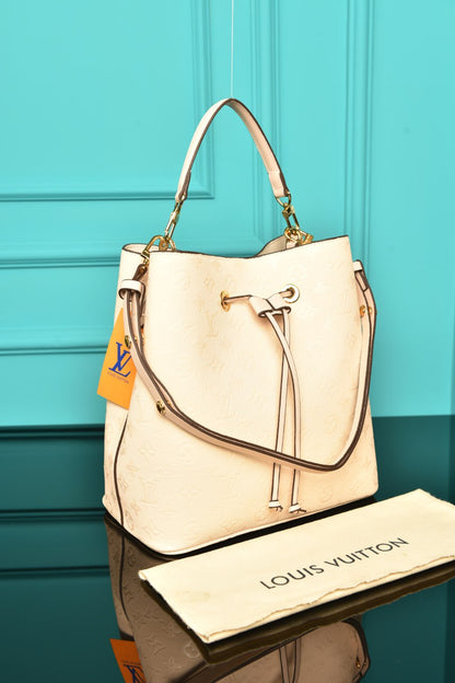 NeoNoe MM Black